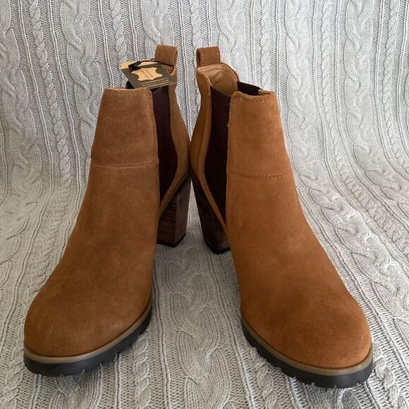 Crevo Alicia Tan Brown Leather Suede Round Toe Block Heel Casual Fall Boots - Picture 4 of 12